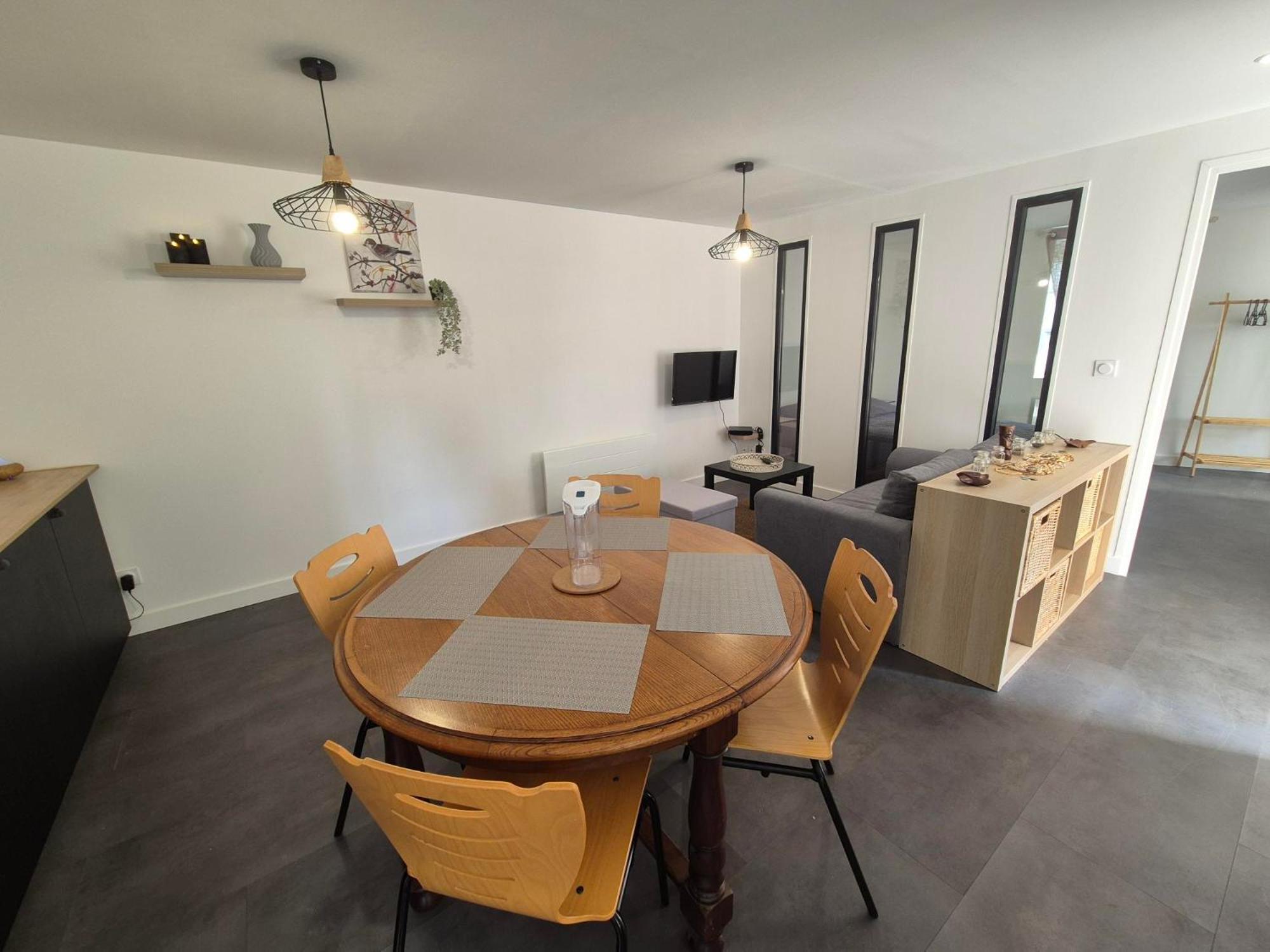 Le Montigny Appartement Vernon  Buitenkant foto